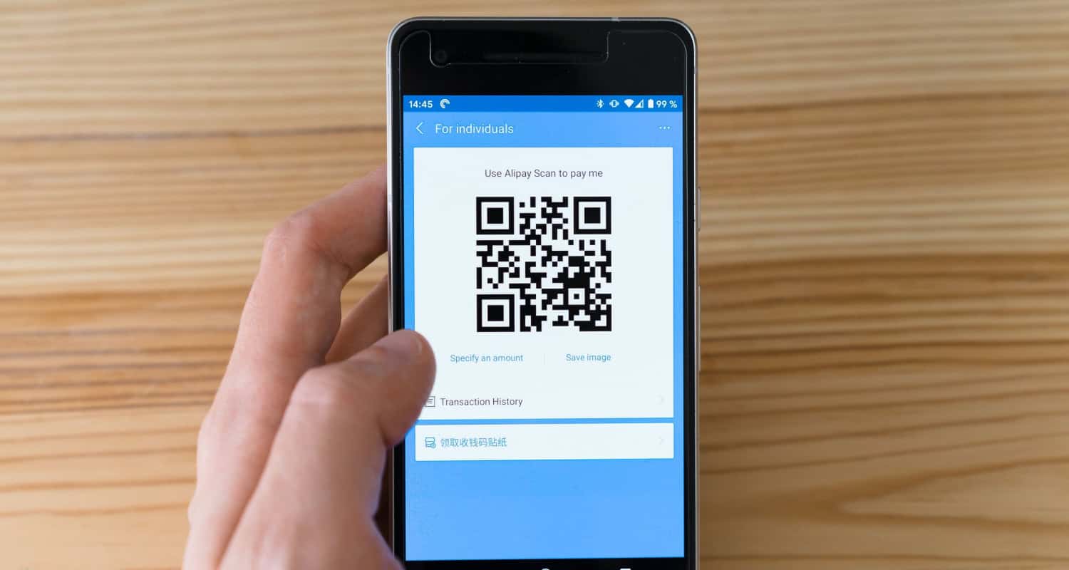 how to scan a qr code from a screenshot